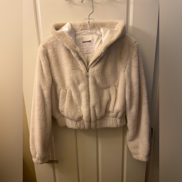 SOLD // Dynamite // Sz S - Picture 1 of 3